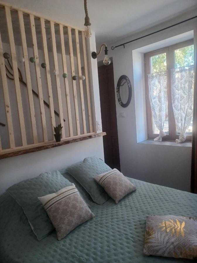 Chambre D'Hote Au Jardin Le Clos Des Vins D'Anges Saint-Pierre-des-Champs Exteriér fotografie